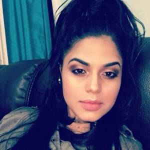 Meet your Posher, Roys